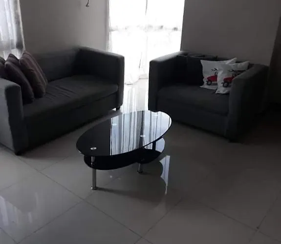 公寓式飯店 Cubao Manhattanheights Unit 11a Tower B, 2br